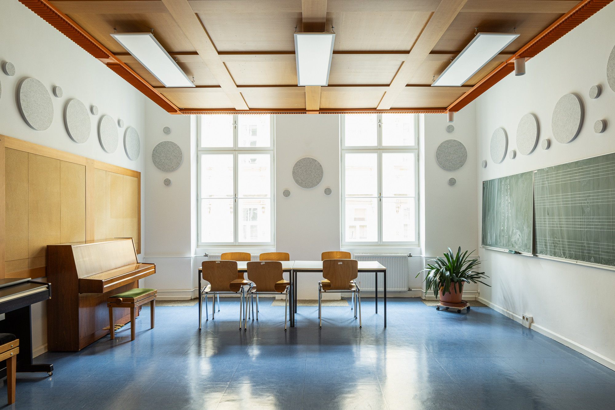 Studio 2