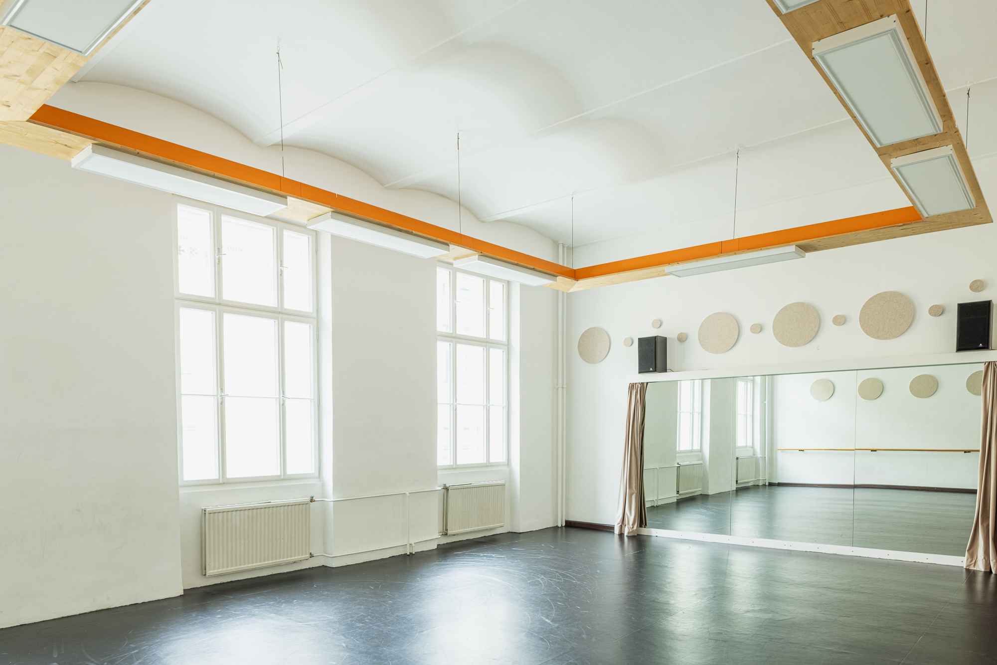 Studio 5