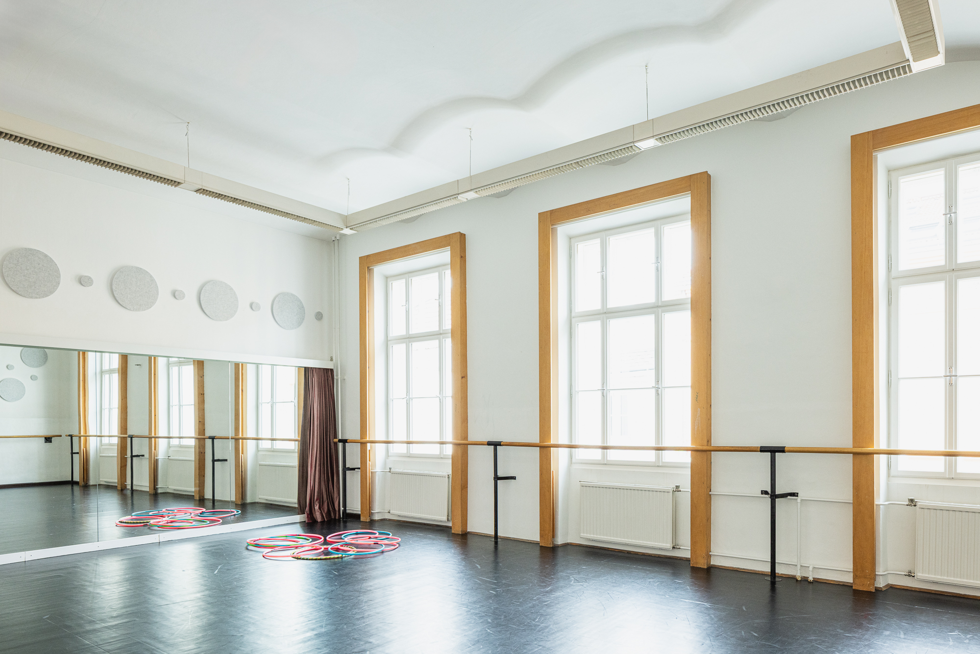 Studio 8